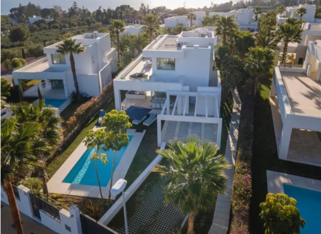 Magnifique Villa Contemporaine Marbella Exteriör bild