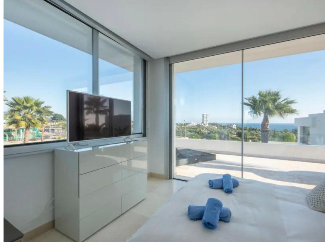 Magnifique Villa Contemporaine Marbella Exteriör bild