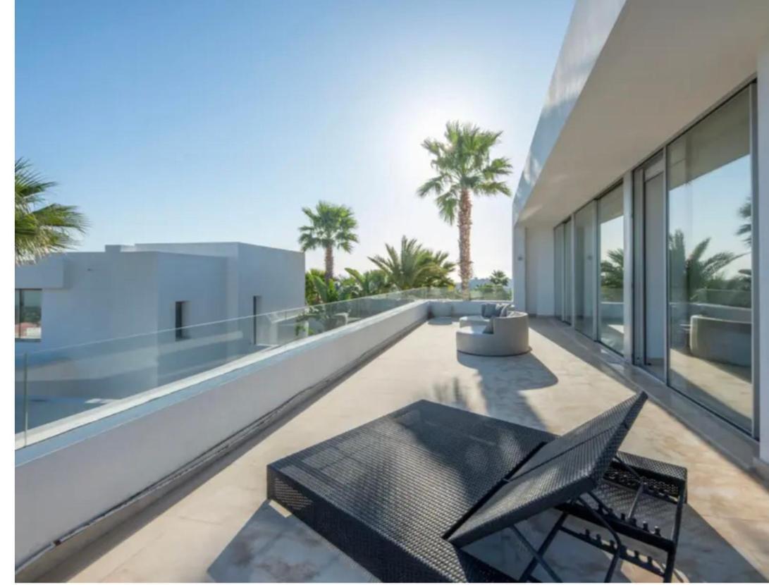 Magnifique Villa Contemporaine Marbella Exteriör bild